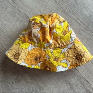 Mott-50 NWT Paloma bucket hat Sunset Floral adjustable strap inside & wide brim